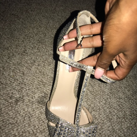 WORN ONCE - Picture 5 of 11